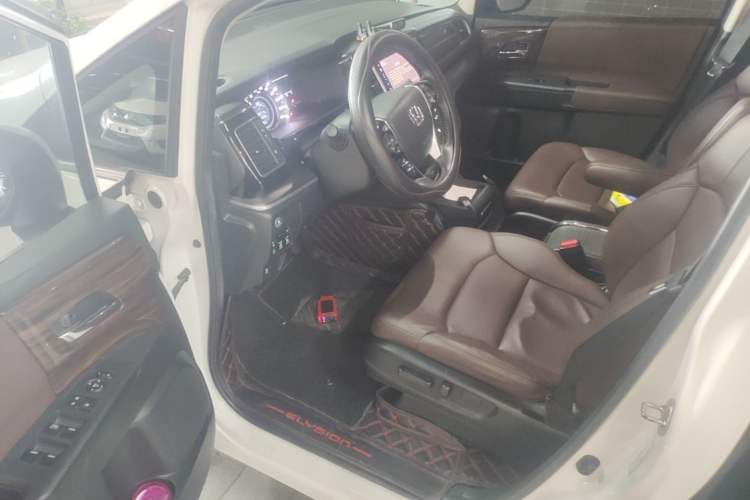 Used Honda Elysion 2016 2.4L Comfort Edition Driver Seat