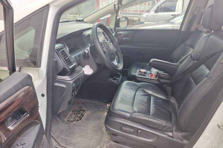 Used Honda Elysion 2016 2.4L Style Edition Driver Seat