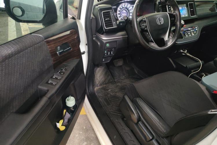 Used Honda Elysion 2016 2.4L Classic Edition Driver Seat