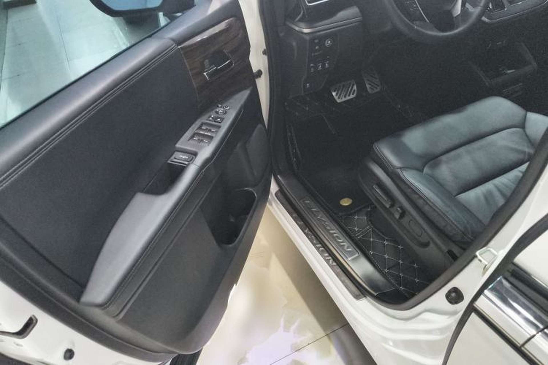Used Honda Elysion 2016 2.4L Luxury Edition Driver Seat