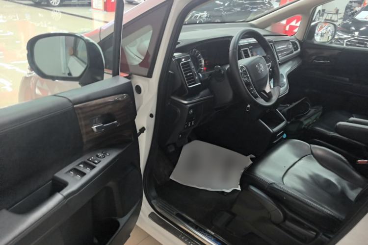 Used Honda Elysion 2016 2.4L Classic Edition Driver Seat
