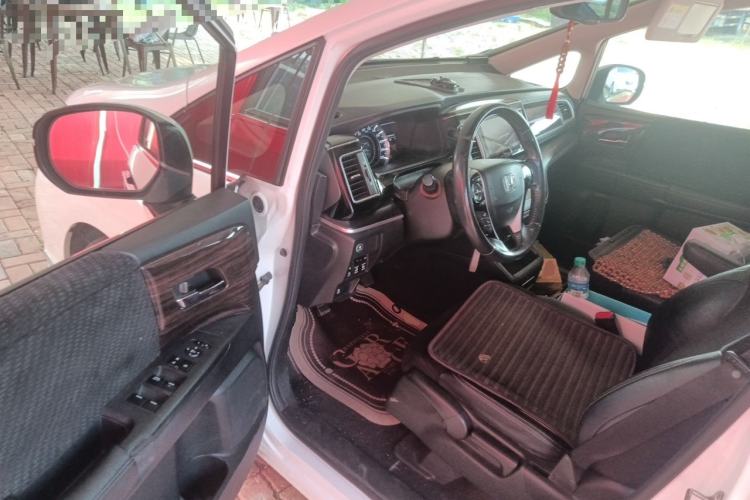 Used Honda Elysion 2016 2.4L Classic Edition Driver Seat