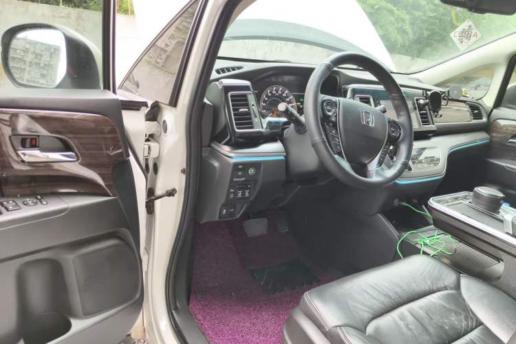 Used Honda Elysion 2016 2.4L Luxury Edition Driver Seat