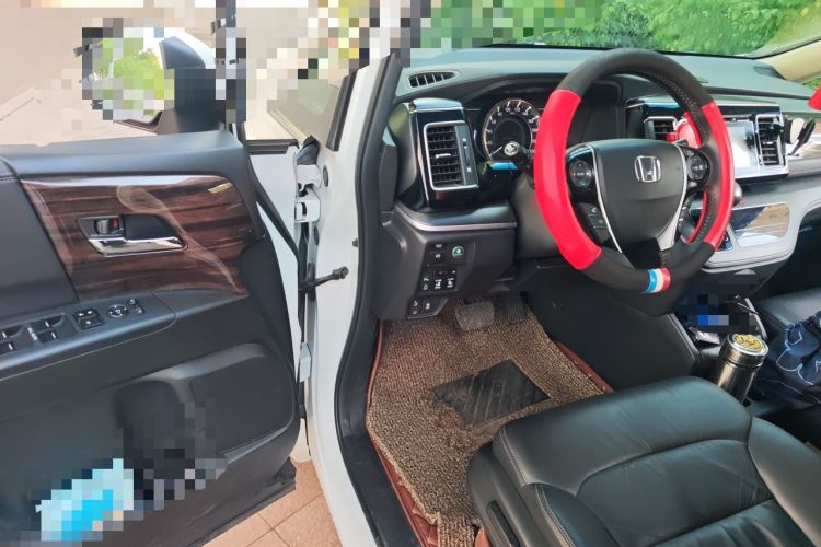Used Honda Elysion 2016 2.4L Supreme Edition Driver Seat