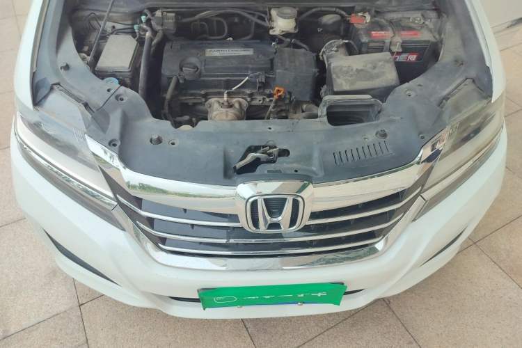 Used Honda Elysion 2016 2.4L Comfort Edition Engine Bay