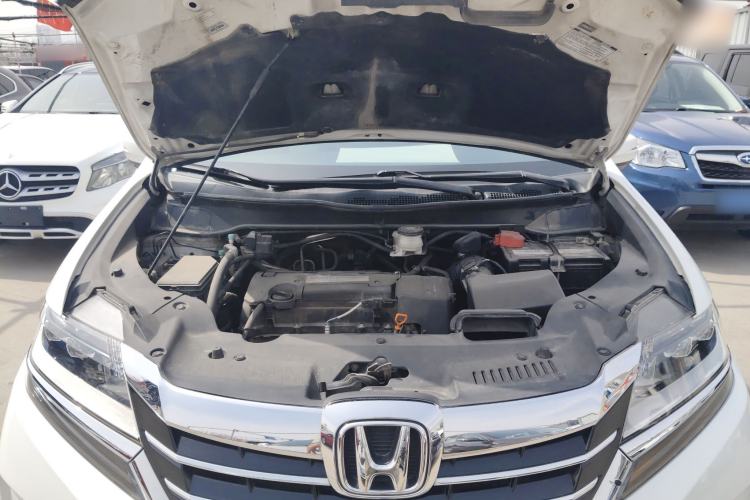 Used Honda Elysion 2016 2.4L Comfort Edition Engine Bay