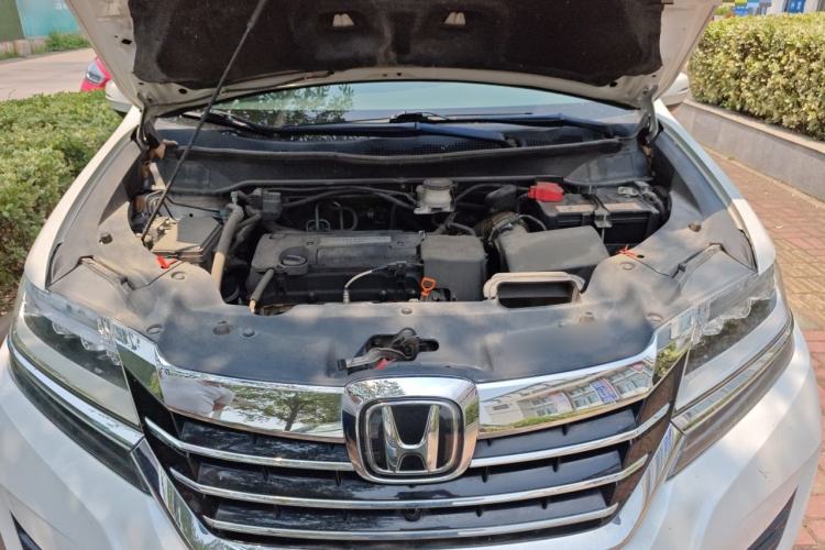 Used Honda Elysion 2016 2.4L Supreme Edition Engine Bay