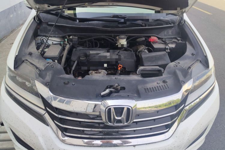 Used Honda Elysion 2016 2.4L Luxury Edition Engine Bay