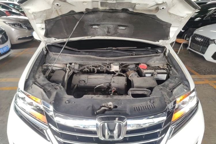 Used Honda Elysion 2016 2.4L Luxury Edition Engine Bay