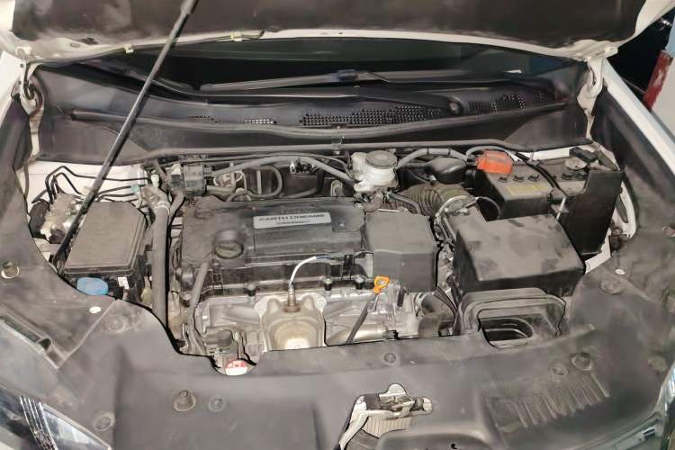 Used Honda Elysion 2016 2.4L Luxury Edition Engine Bay