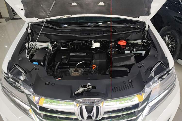 Used Honda Elysion 2016 2.4L Luxury Edition Engine Bay