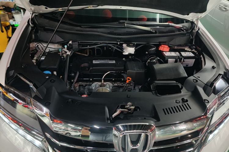 Used Honda Elysion 2016 2.4L Luxury Edition Engine Bay