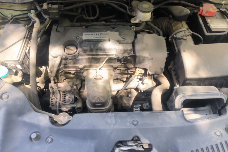 Used Honda Elysion 2016 2.4L Supreme Edition Engine Bay