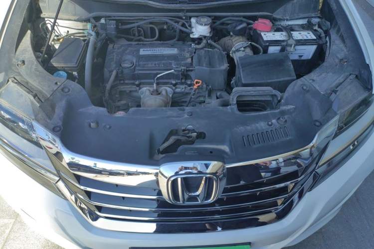 Used Honda Elysion 2016 2.4L Luxury Edition Engine Bay