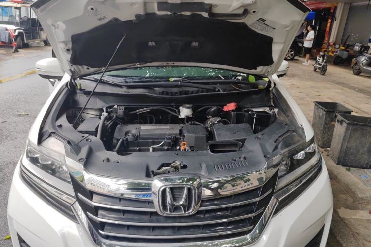 Used Honda Elysion 2016 2.4L Classic Edition Engine Bay