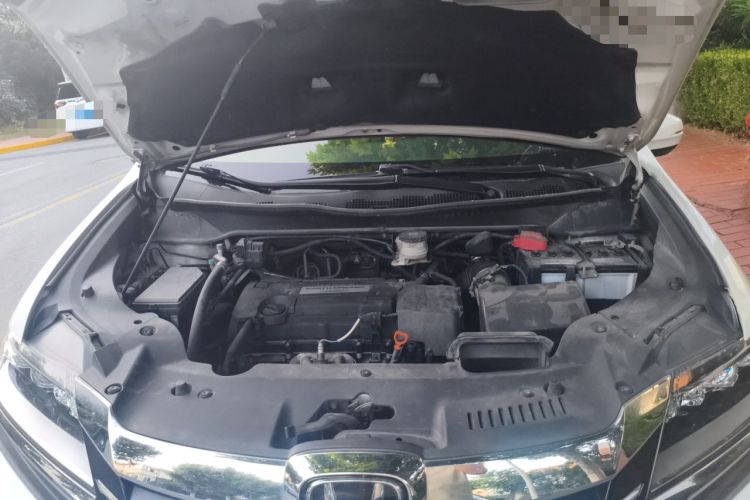 Used Honda Elysion 2016 2.4L Supreme Edition Engine Bay