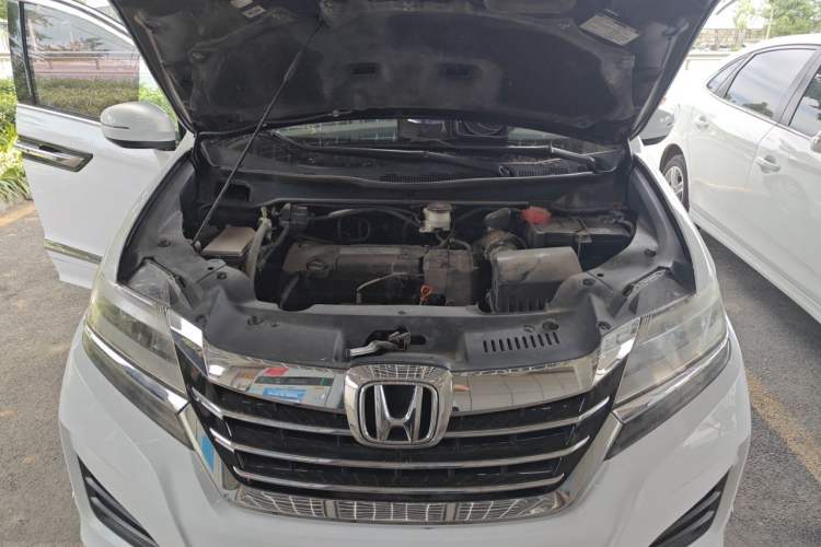 Used Honda Elysion 2016 2.4L Comfort Edition Engine Bay