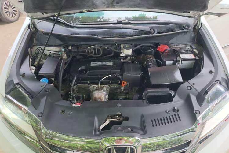 Used Honda Elysion 2016 2.4L Classic Edition Engine Bay