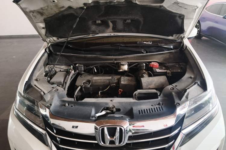 Used Honda Elysion 2016 2.4L Classic Edition Engine Bay