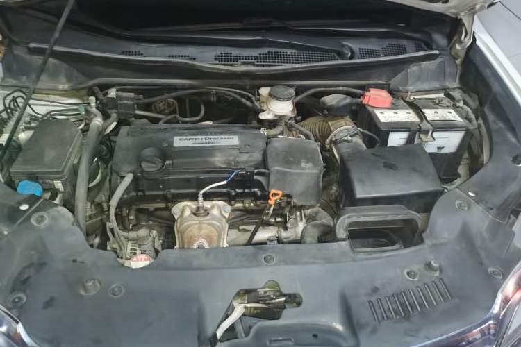 Used Honda Elysion 2016 2.4L Supreme Edition Engine Bay