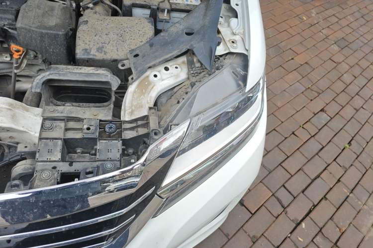 Used Honda Elysion 2016 2.4L Style Edition Engine Bay Left