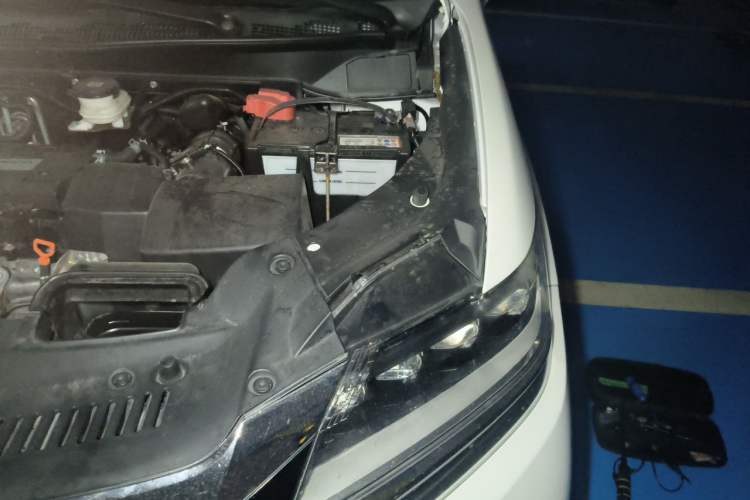 Used Honda Elysion 2016 2.4L Luxury Edition Engine Bay Left