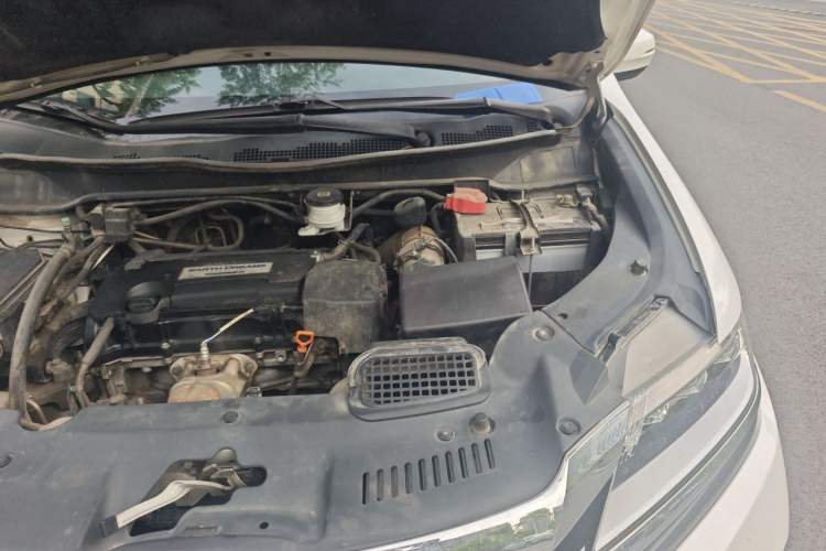 Used Honda Elysion 2016 2.4L Luxury Edition Engine Bay Left