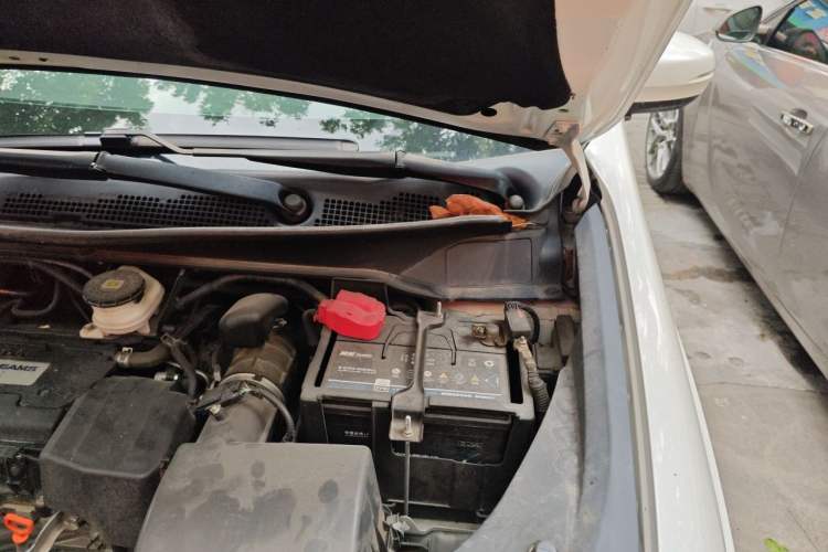 Used Honda Elysion 2016 2.4L Luxury Edition Engine Bay Left