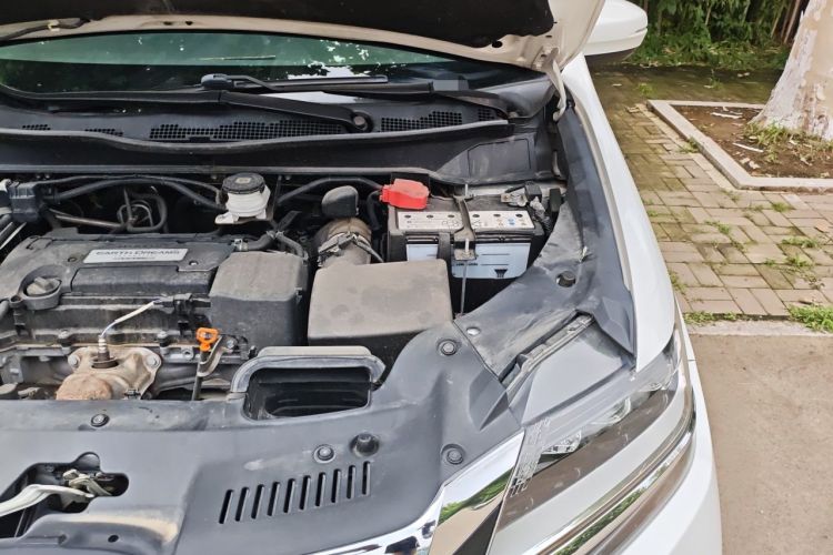 Used Honda Elysion 2016 2.4L Supreme Edition Engine Bay Left
