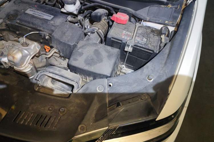 Used Honda Elysion 2016 2.4L Luxury Edition Engine Bay Left