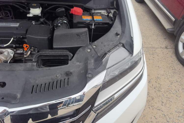 Used Honda Elysion 2016 2.4L Supreme Edition Engine Bay Left