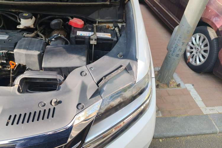 Used Honda Elysion 2016 2.4L Luxury Edition Engine Bay Left