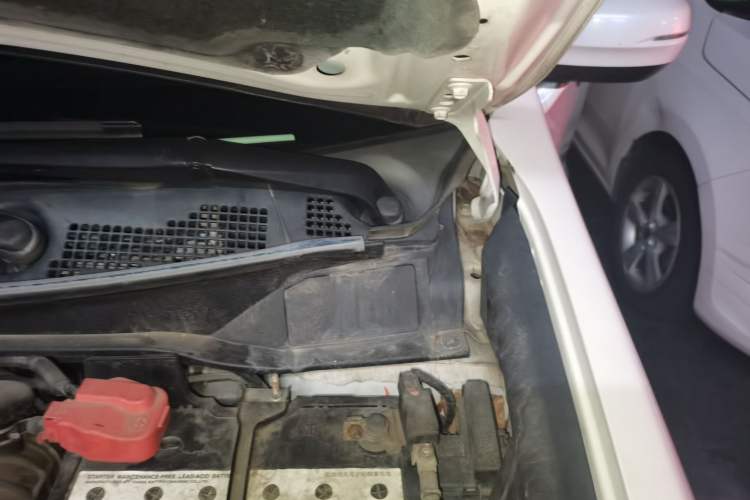 Used Honda Elysion 2016 2.4L Supreme Edition Engine Bay Left