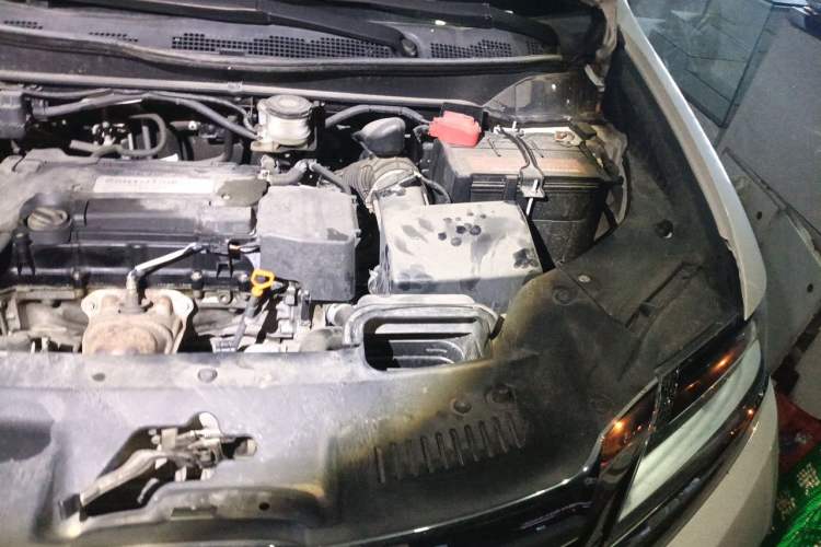 Used Honda Elysion 2016 2.4L Style Edition Engine Bay Left