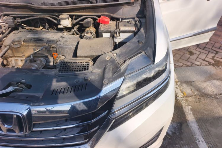 Used Honda Elysion 2016 2.4L Comfort Edition Engine Bay Left
