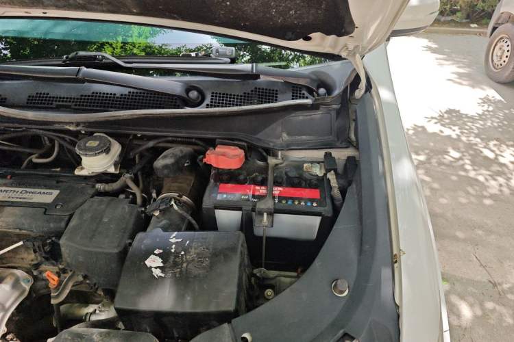 Used Honda Elysion 2016 2.4L Supreme Edition Engine Bay Left