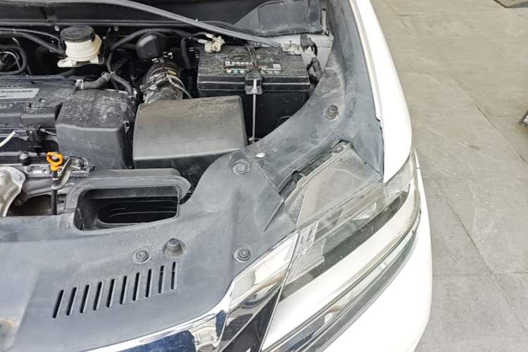 Used Honda Elysion 2016 2.4L Style Edition Engine Bay Left