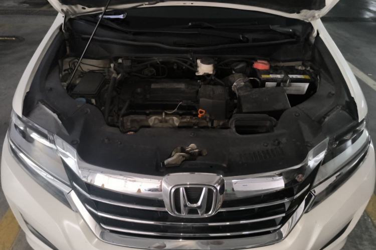 Used Honda Elysion 2016 2.4L Luxury Edition Engine Bay