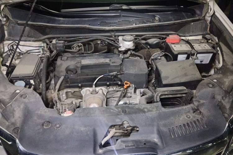 Used Honda Elysion 2016 2.4L Supreme Edition Engine Bay