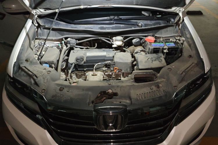 Used Honda Elysion 2016 2.4L Luxury Edition Engine Bay