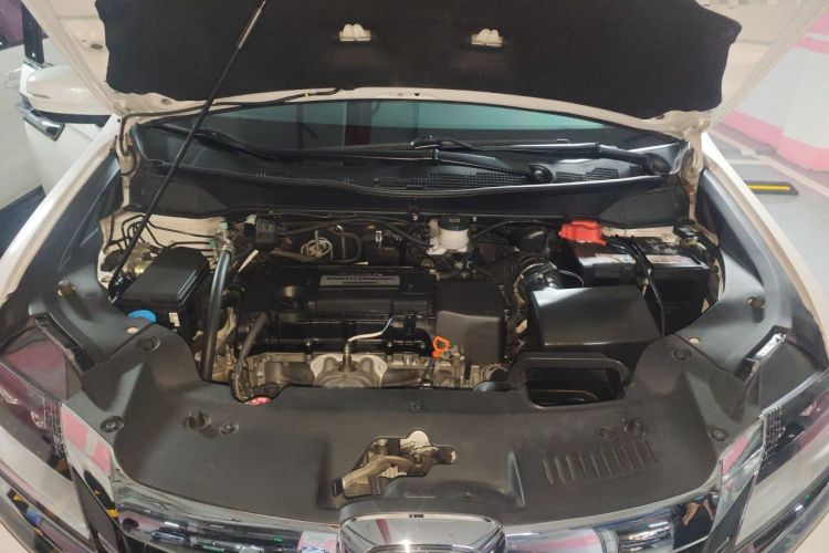 Used Honda Elysion 2016 2.4L Supreme Edition Engine Bay
