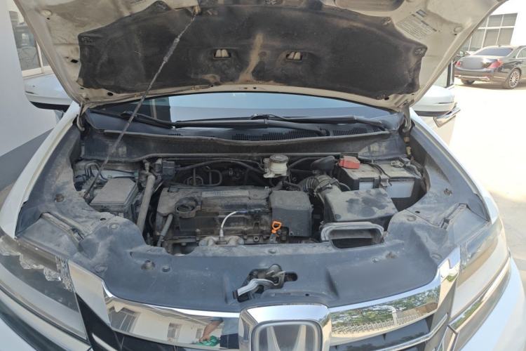 Used Honda Elysion 2016 2.4L Supreme Edition Engine Bay