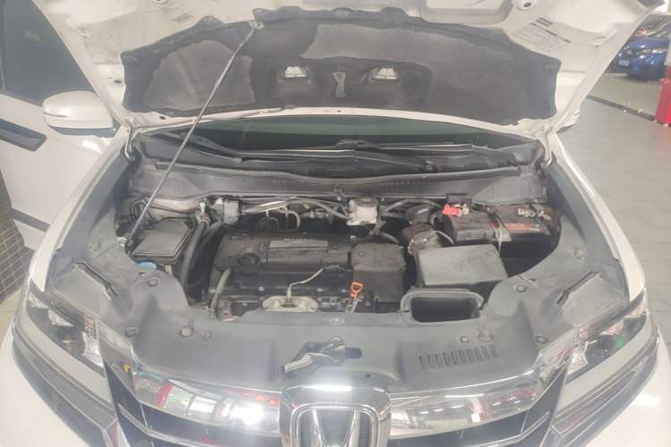 Used Honda Elysion 2016 2.4L Comfort Edition Engine Bay