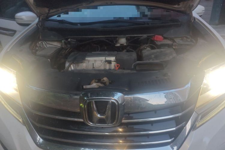 Used Honda Elysion 2016 2.4L Luxury Edition Engine Bay