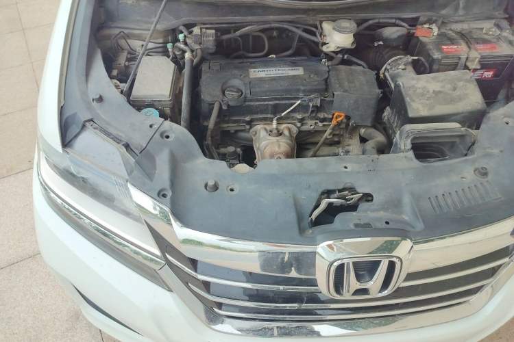 Used Honda Elysion 2016 2.4L Comfort Edition Engine Bay Right