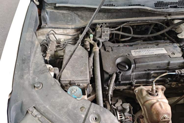 Used Honda Elysion 2016 2.4L Supreme Edition Engine Bay Right