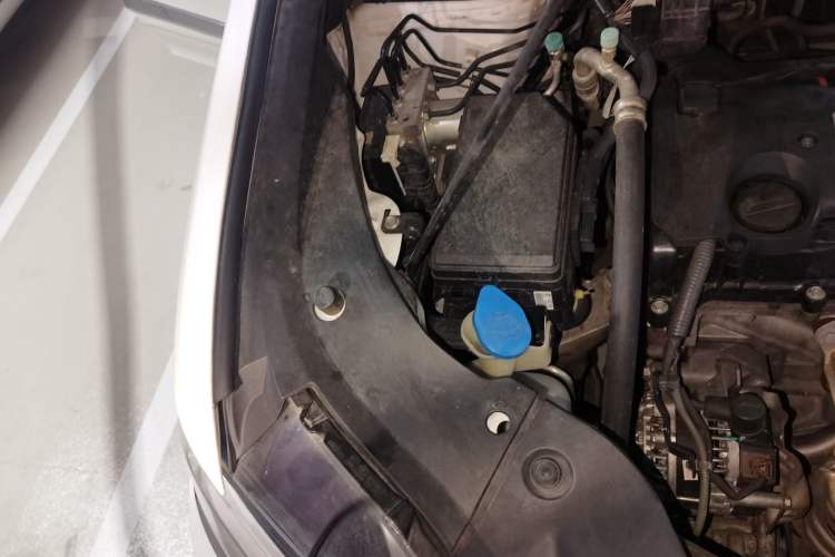 Used Honda Elysion 2016 2.4L Luxury Edition Engine Bay Right