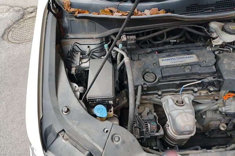 Used Honda Elysion 2016 2.4L Supreme Edition Engine Bay Right