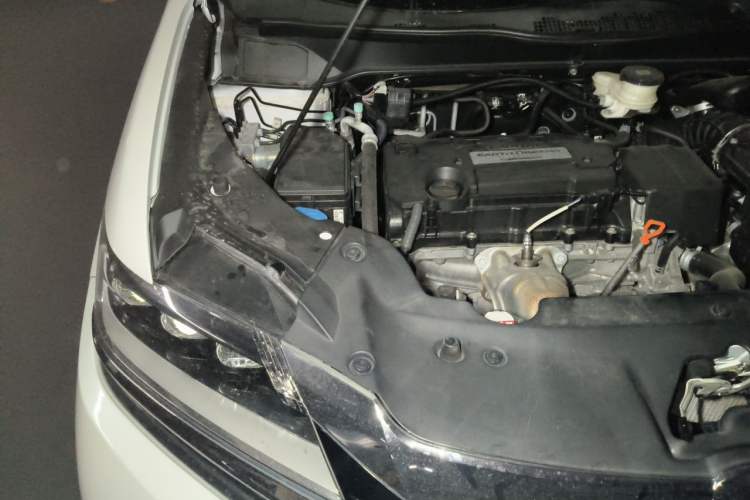 Used Honda Elysion 2016 2.4L Luxury Edition Engine Bay Right