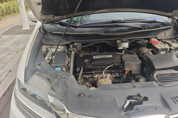 Used Honda Elysion 2016 2.4L Luxury Edition Engine Bay Right